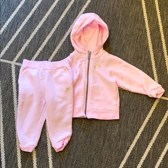 nike sweatsuit 18 months